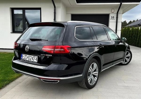 Volkswagen Passat cena 87900 przebieg: 189000, rok produkcji 2018 z Krynica-Zdrój małe 379